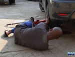 Replacing a flat on route to Vidal